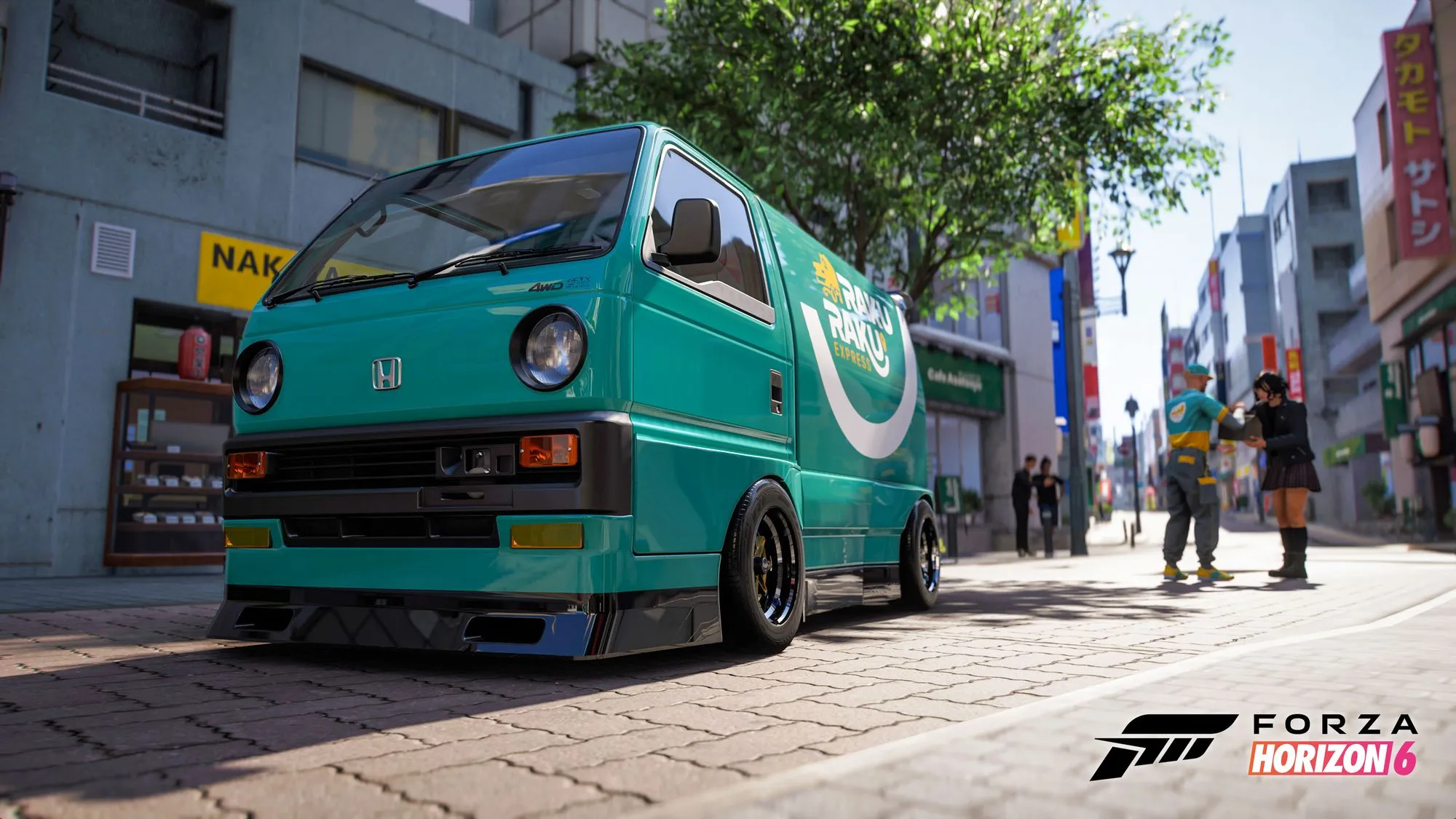 Furgoneta Kei car tuneada de reparto Raku Raku Delivery circulando por las calles de Japón en Forza Horizon 6