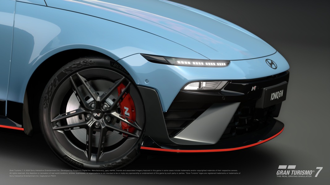 Detalle frontal del Hyundai IONIQ 6 N '25 en el simulador