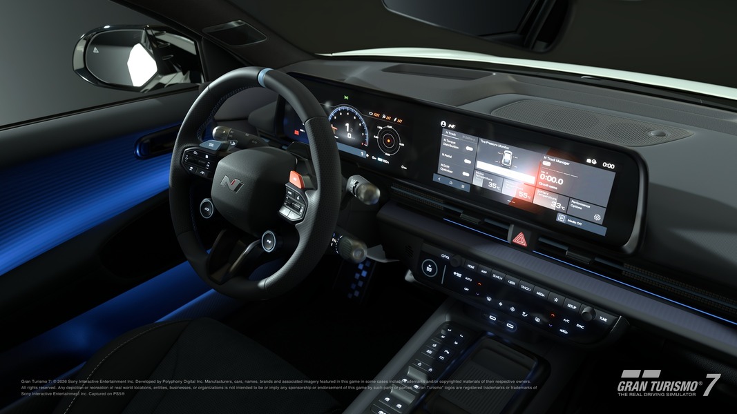 Salpicadero digital e interior del Hyundai IONIQ 6 N '25 enfocado a la competición virtual